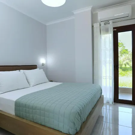 Frezia 1 Apartment *